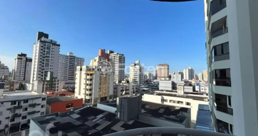 Apartamento com 3 quartos à venda na Rua Delamar José da Silva, 327, Kobrasol, São José