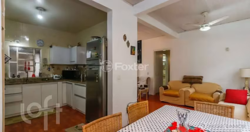 Casa com 3 quartos à venda na Rua Bernardo Guimarães, 148, Partenon, Porto Alegre