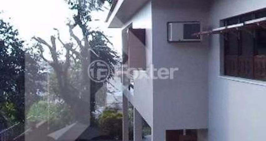 Casa com 3 quartos à venda na Rua Liberal, 97, Tristeza, Porto Alegre