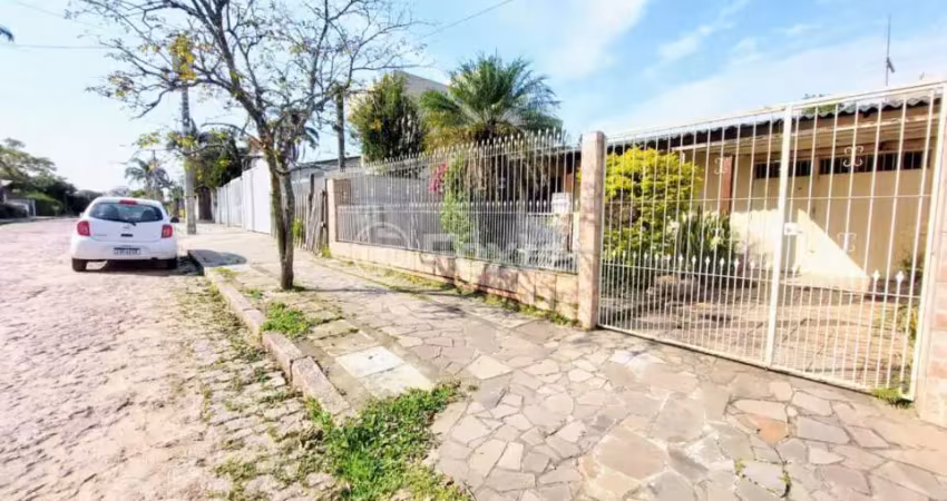 Casa com 3 quartos à venda na Rua Telmo Vieira de Araújo, 191, Aberta dos Morros, Porto Alegre