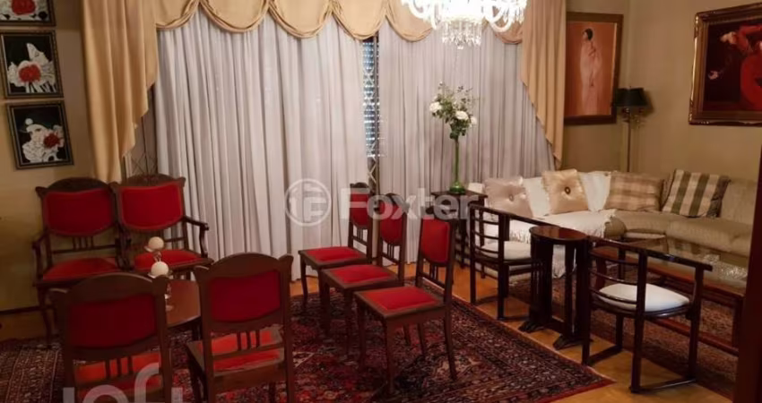 Casa com 5 quartos à venda na Rua Bernardo Pires, 486, Santana, Porto Alegre