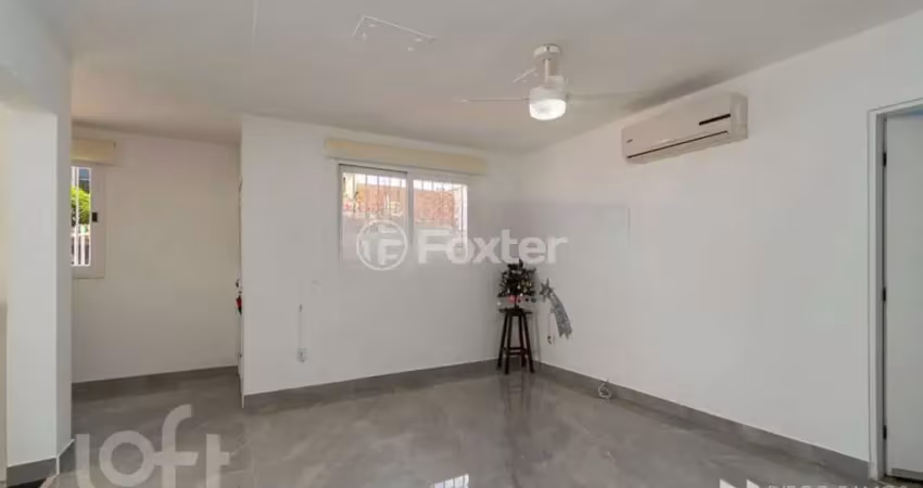 Casa com 3 quartos à venda na Rua Ângelo Crivellaro, 359, Jardim do Salso, Porto Alegre