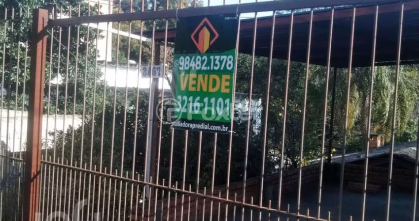 Casa com 3 quartos à venda na Avenida Professor Oscar Pereira, 3467, Glória, Porto Alegre