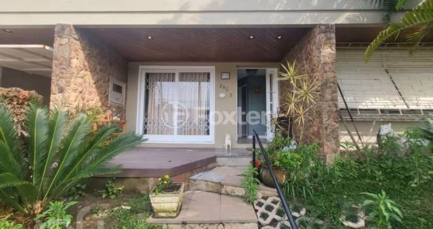 Casa com 3 quartos à venda na Rua Professor Fernando Carneiro, 240, Três Figueiras, Porto Alegre