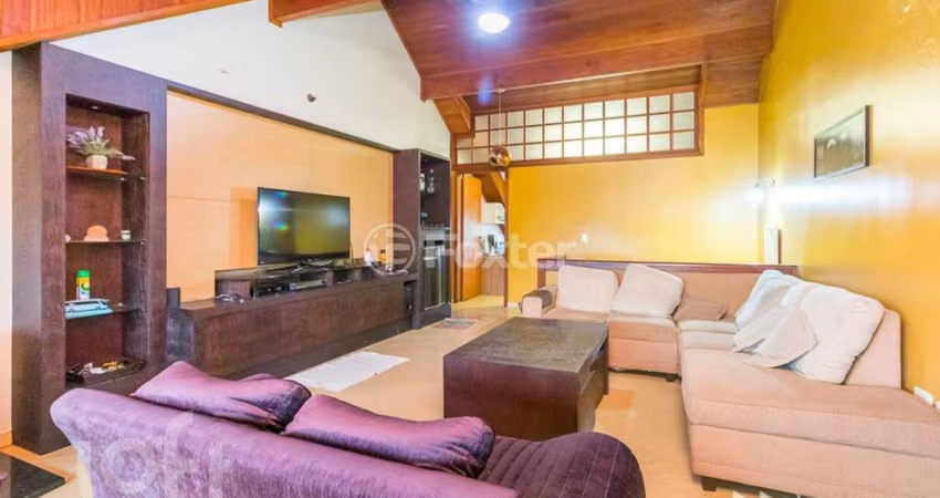 Casa com 3 quartos à venda na Rua Pasteur, 456, Ipanema, Porto Alegre