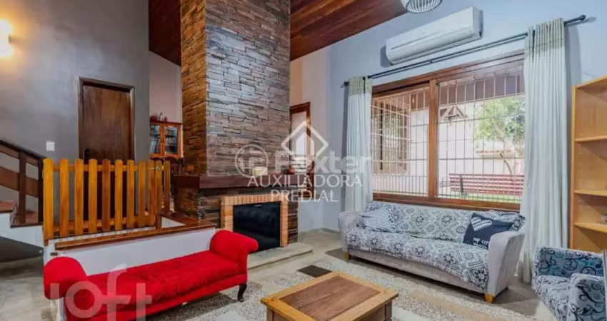Casa com 3 quartos à venda na Praça Dom Pedro, 37, Vila Ipiranga, Porto Alegre