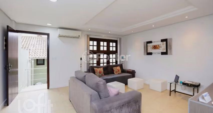 Casa com 3 quartos à venda na Rua do Pampa, 100, Costa e Silva, Porto Alegre
