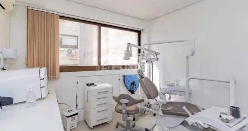 Sala comercial à venda na Rua Washington Luiz, 552, Centro Histórico, Porto Alegre
