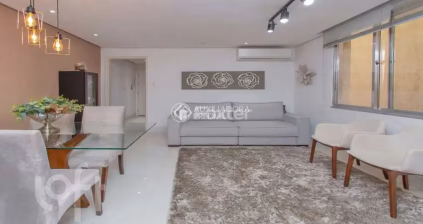 Apartamento com 3 quartos à venda na Rua Perpétua Teles, 18, Petrópolis, Porto Alegre