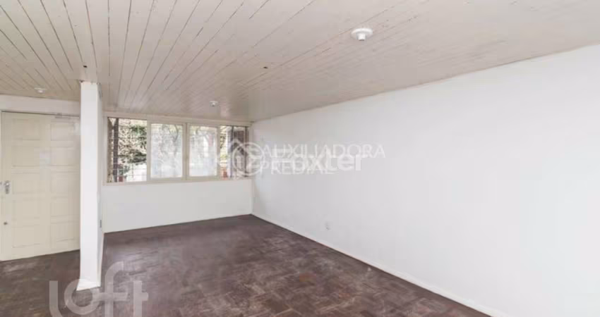 Casa com 3 quartos à venda na Rua Professor Ivo Corseuil, 210, Petrópolis, Porto Alegre