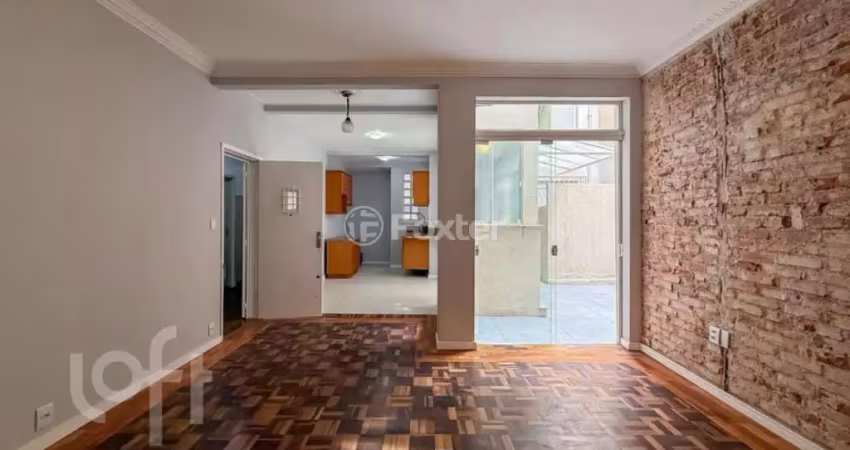 Apartamento com 3 quartos à venda na Rua Felipe Camarão, 631, Rio Branco, Porto Alegre