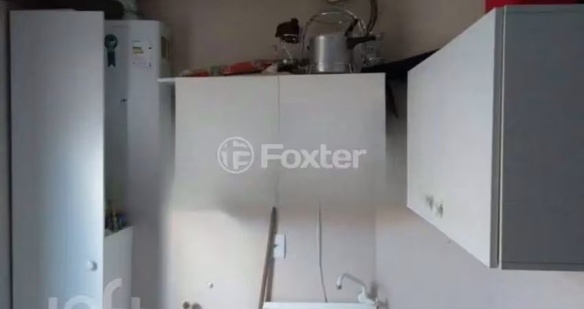 Casa com 2 quartos à venda na Rua Irmão Jaime Biazus, 221, Guarujá, Porto Alegre