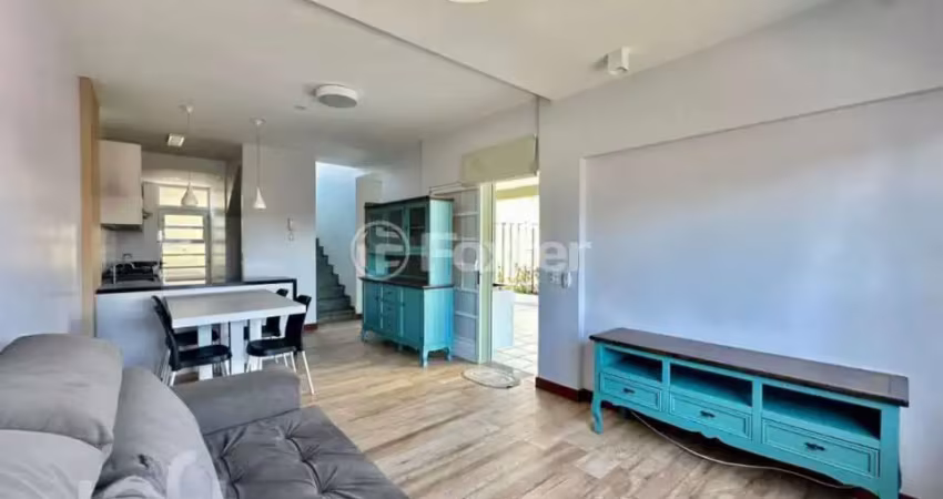 Casa em condomínio fechado com 3 quartos à venda na Rodovia Jornalista Manoel de Menezes, 2201, Barra da Lagoa, Florianópolis