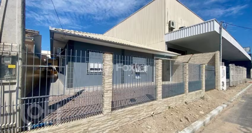 Casa com 3 quartos à venda na Rua Arlindo Alcebíades de Andrade, 90, Ponte do Imaruim, Palhoça