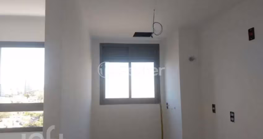 Apartamento com 2 quartos à venda na Rua Cipó, 392, Passo da Areia, Porto Alegre
