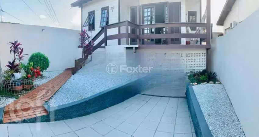 Casa com 4 quartos à venda na Rua Professor José de Senna Pereira, 239, Capoeiras, Florianópolis