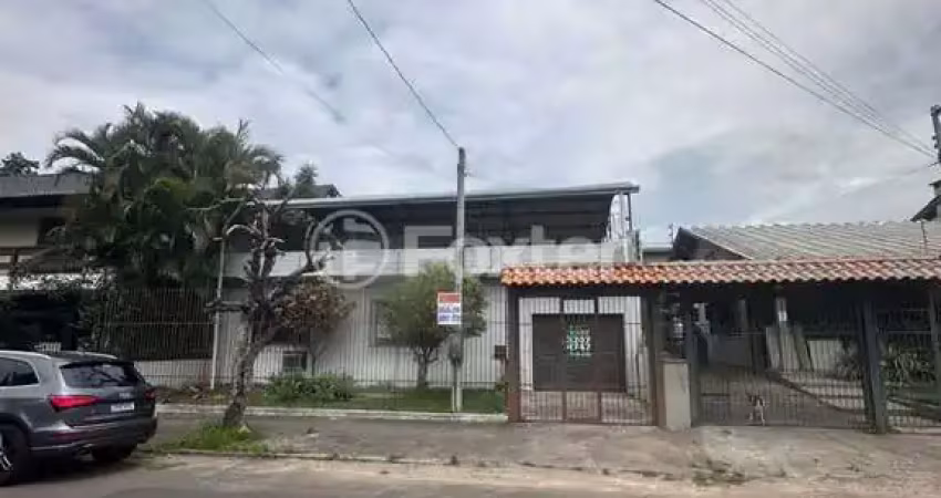 Casa com 2 quartos à venda na Rua Dom Jaime de Barros Câmara, 338, Sarandi, Porto Alegre