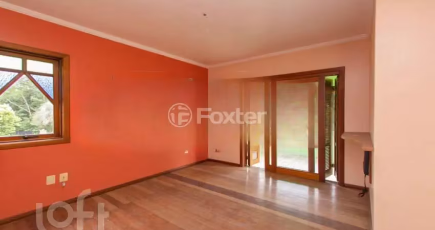 Casa com 3 quartos à venda na Rua Augusto de Lourenço Martins, 110, Vila Nova, Porto Alegre