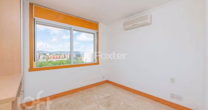 Apartamento com 3 quartos à venda na Avenida Túlio de Rose, 330, Jardim Europa, Porto Alegre
