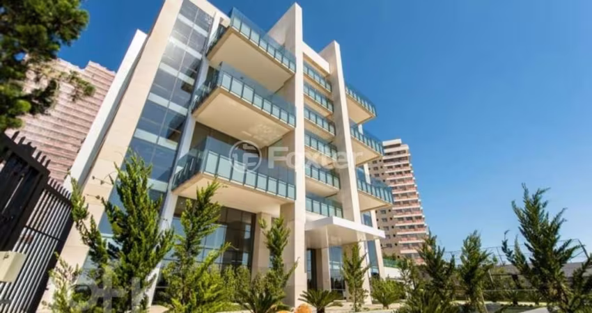 Apartamento com 4 quartos à venda na Avenida Ferdinand Kisslinger, 380, Jardim Europa, Porto Alegre
