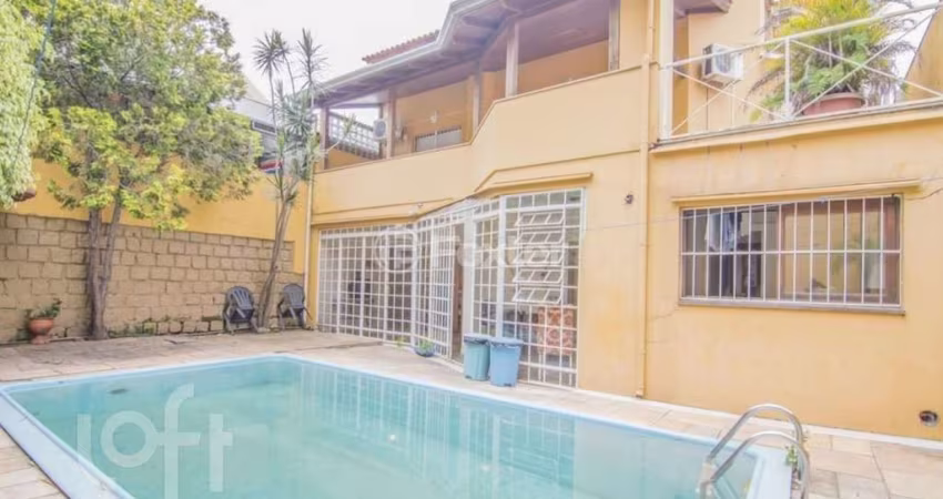 Casa com 5 quartos à venda na Avenida General Barreto Viana, 691, Chácara das Pedras, Porto Alegre