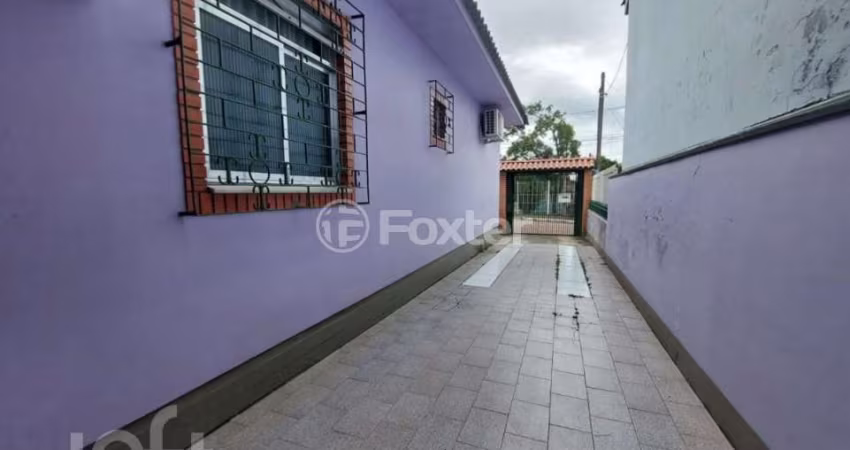 Casa com 3 quartos à venda na Rua Assis Brasil, 145, Nossa Senhora das Graças, Canoas