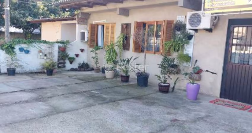 Casa com 3 quartos à venda na Rua Jessu Oliveira Silva, 4536, Restinga, Porto Alegre
