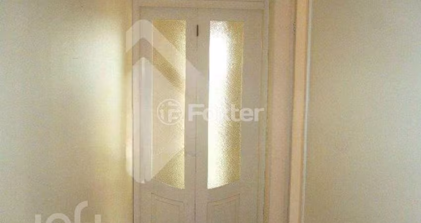 Apartamento com 3 quartos à venda na Rua Veronese, 45, São Sebastião, Porto Alegre