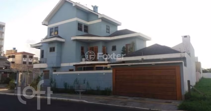 Casa com 3 quartos à venda na Rua Víctor Rycembel, 153, Centro, Canoas