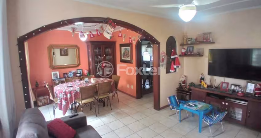 Casa com 3 quartos à venda na Rua Padre Jorge Sedelmayr S J, 55, Vila Ipiranga, Porto Alegre