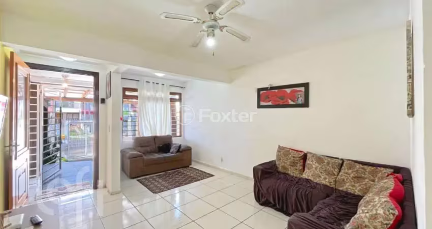 Casa com 2 quartos à venda na Rua Heitor Kramer, 410, Guarujá, Porto Alegre