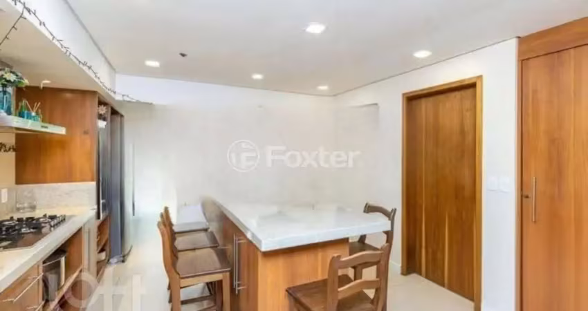 Casa com 3 quartos à venda na Avenida Encantado, 30, Petrópolis, Porto Alegre