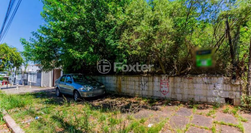 Terreno à venda na Rua Dário Totta, 557, Teresópolis, Porto Alegre