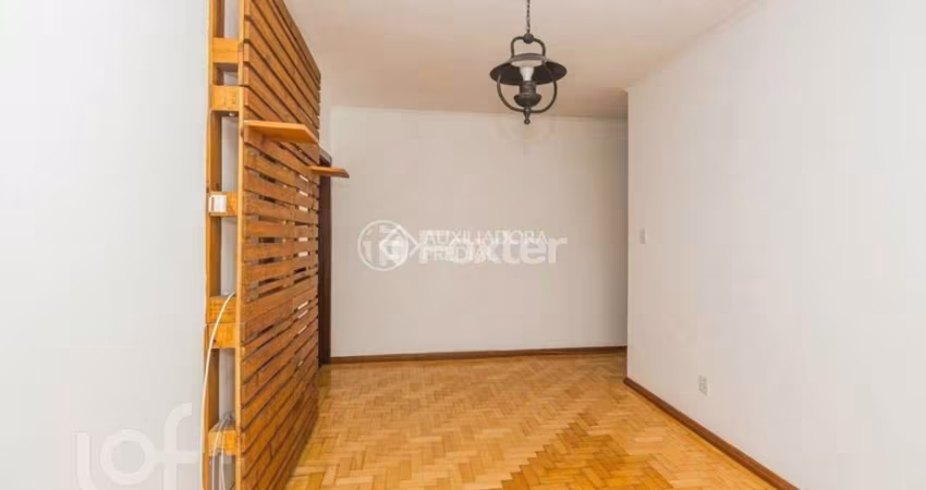 Apartamento com 3 quartos à venda na Rua Marcelo Gama, 390, São João, Porto Alegre