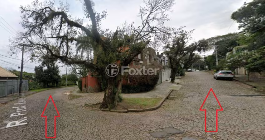 Terreno à venda na Rua Professor Xavier Simões, 126, Sétimo Céu, Porto Alegre
