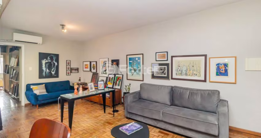 Apartamento com 3 quartos à venda na Rua Felipe Camarão, 230, Rio Branco, Porto Alegre