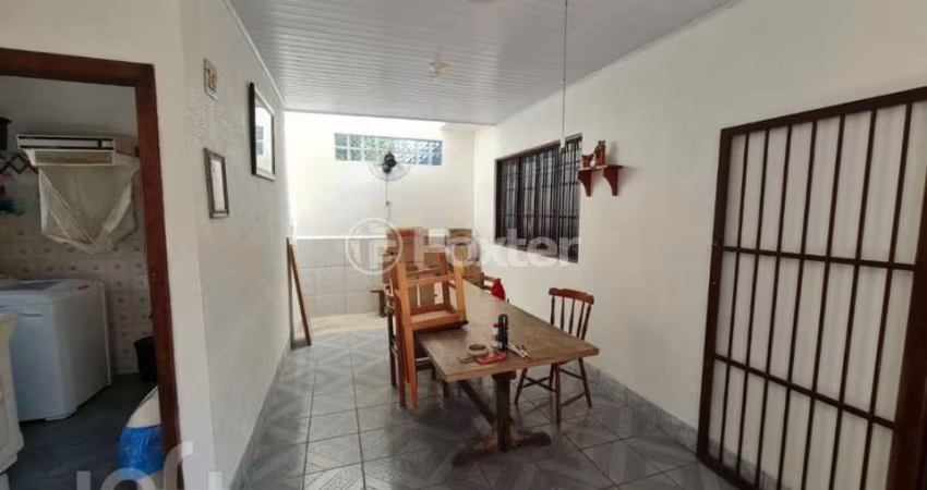Casa com 3 quartos à venda na Rua Corrêa de Mello, 537, Sarandi, Porto Alegre