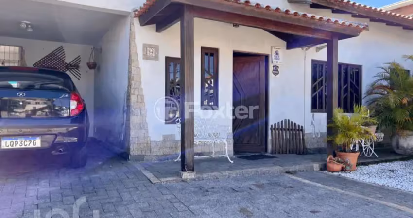 Casa com 2 quartos à venda na Rua Professora Regina Waltrick Ramos, 64, Jardim Atlântico, Florianópolis