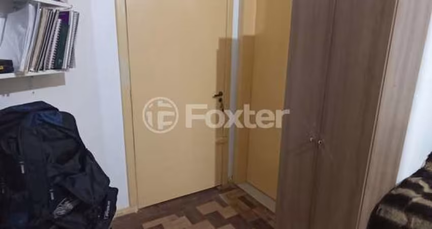 Kitnet / Stúdio à venda na Avenida Cristóvão Colombo, 2580, Floresta, Porto Alegre