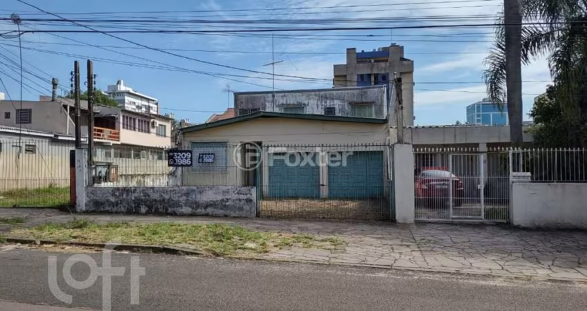 Casa com 5 quartos à venda na Travessa Professor Emeterio Garcia Fernandez, 348, Cristo Redentor, Porto Alegre