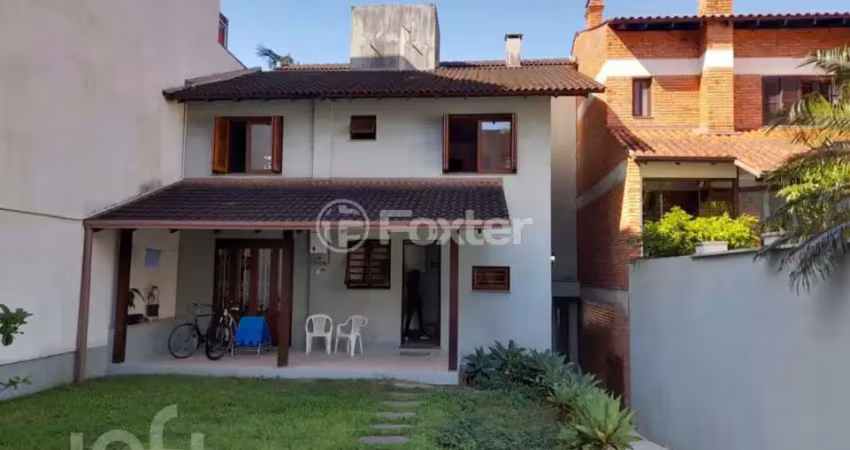 Casa com 5 quartos à venda na Avenida Arnaldo Bohrer, 97, Teresópolis, Porto Alegre