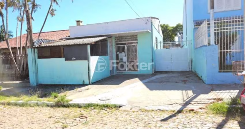Casa comercial com 3 salas à venda na Rua Fábio de Barros, 289, Nonoai, Porto Alegre