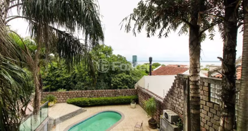 Casa com 4 quartos à venda na Avenida Cai, 337, Cristal, Porto Alegre