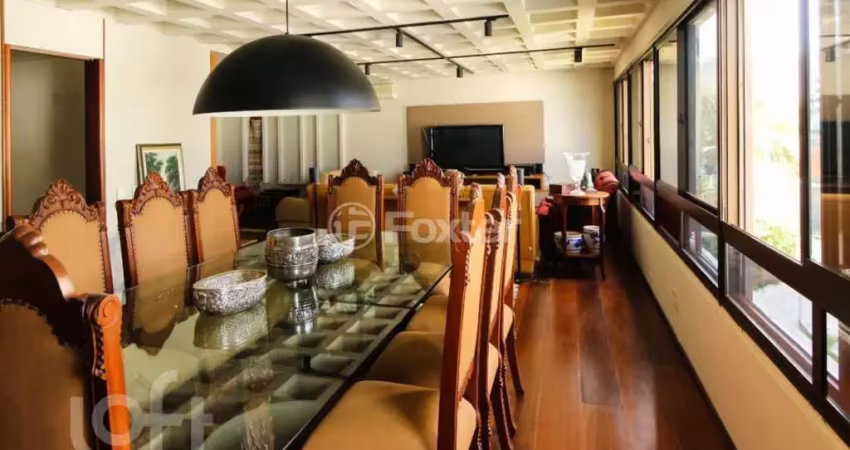 Apartamento com 3 quartos à venda na Rua Sinimbú, 327, Petrópolis, Porto Alegre