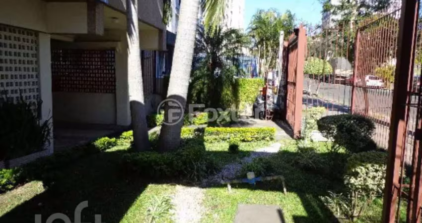 Cobertura com 2 quartos à venda na Rua Roque Calage, 796, Passo da Areia, Porto Alegre
