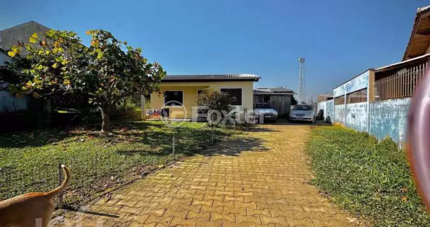 Casa à venda na Rua Seis de Junho, 156, Olaria, Canoas