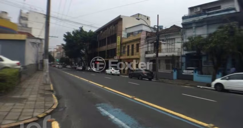 Casa com 5 quartos à venda na Avenida Cristóvão Colombo, 168, Floresta, Porto Alegre