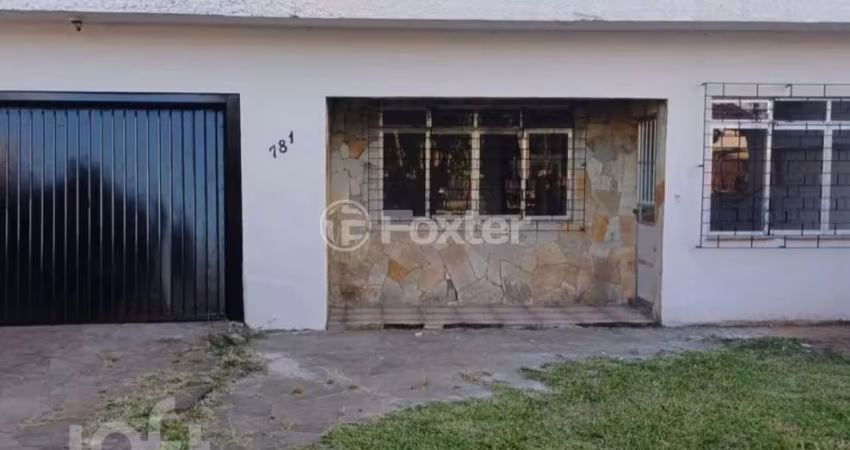Casa com 3 quartos à venda na Rua Primeiro de Maio, 781, Niterói, Canoas
