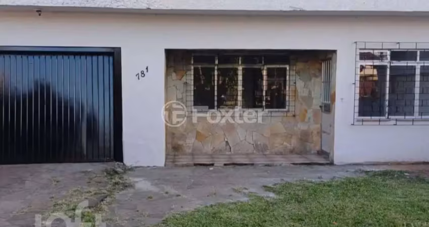 Casa com 3 quartos à venda na Rua Primeiro de Maio, 781, Niterói, Canoas