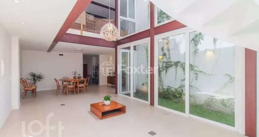 Casa com 4 quartos à venda na Rua Demétrio Ribeiro, 476, Centro Histórico, Porto Alegre